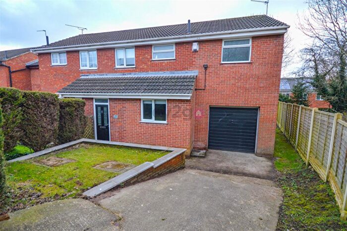 3 Bedroom Semi-Detached House To Rent In Oldale Close, Woodhouse, Sheffield, S13