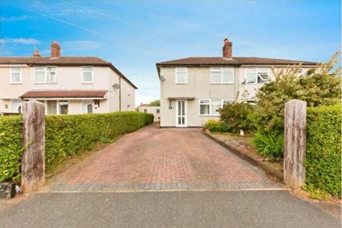 3 Bedroom Semi-Detached House To Rent In Tatton Road, Crewe, CW2