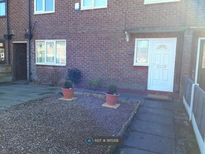 3 Bedroom Terraced House To Rent In Norris Road, Manchester, M33