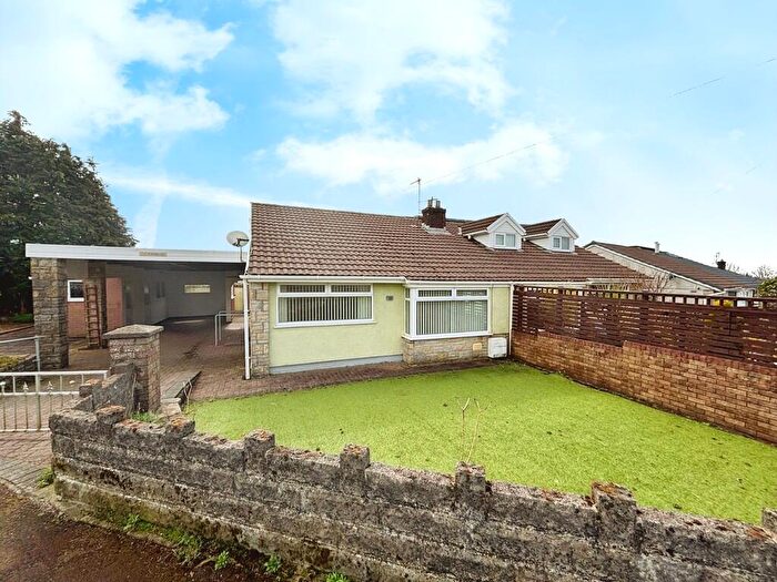2 Bedroom Semi-Detached Bungalow For Sale In Penywrlod, Gelligaer, Hengoed, CF82