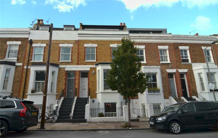 4 Bedroom House To Rent In Bennerley Road, London, Uk, SW11