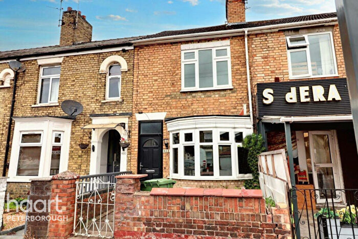 3 Bedroom Terraced House For Sale In Lincoln Road, Peterborough, PE1