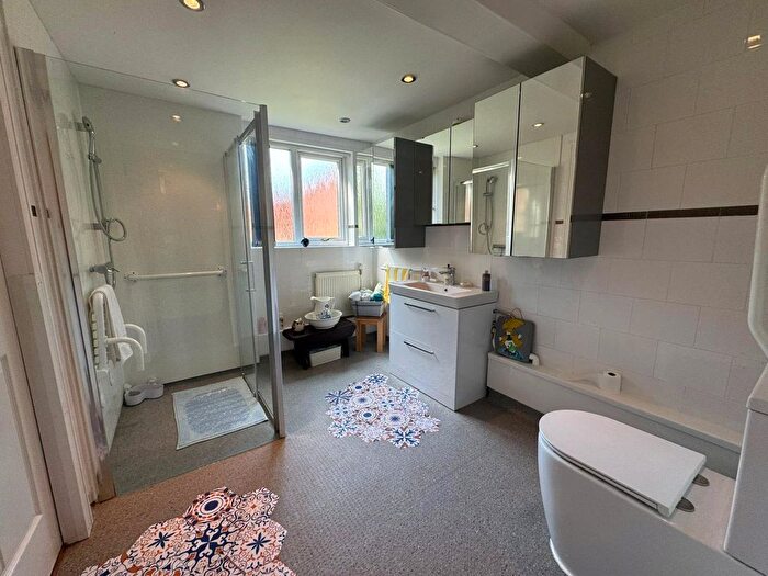 1 Bedroom Flat For Sale In Hampstead Drive, Stockport, Greater Manchester, SK2
