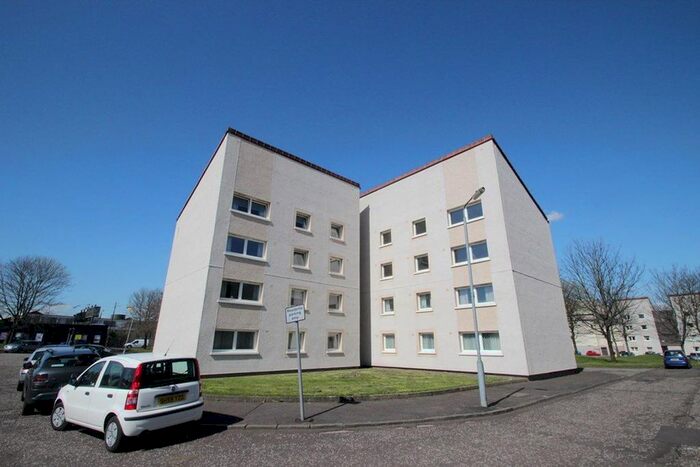 3 Bedroom Flat To Rent In Eglinton Court, Glasgow G5