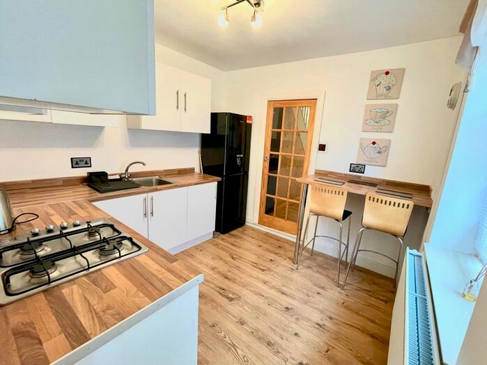 3 Bedroom Terraced House To Rent In Harvey Street, Barry, CF63