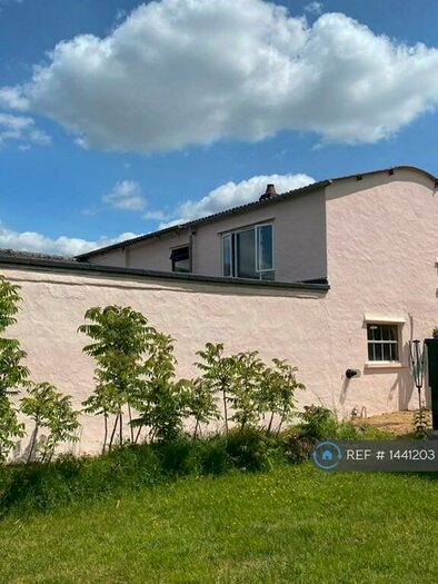 2 Bedroom Flat To Rent In Twelve Acre Farm, Eynsham, OX29