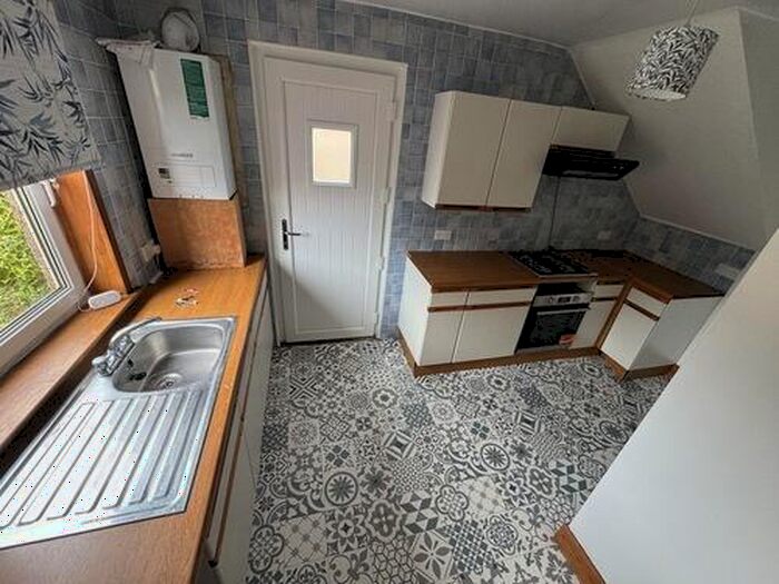 2 Bedroom End Of Terrace House To Rent In Duncarse Road, Dundee, DD2