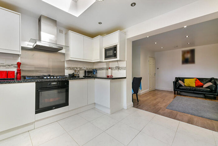 3 Bedroom House To Rent In Kimberley Road, Croydon, CR0