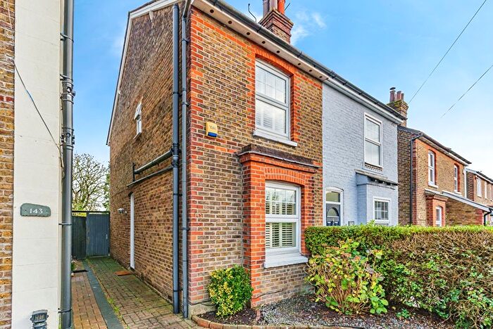 3 Bedroom Semi Detached House For Sale In Albury Road, Merstham, Surrey, RH1