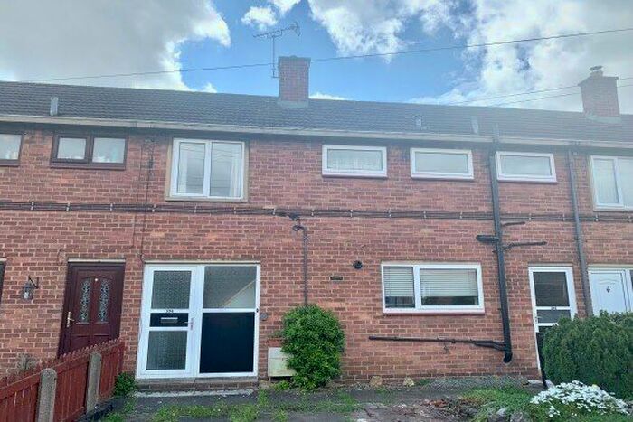 3 Bedroom Terraced House To Rent In Portland Road, Nottingham, NG9