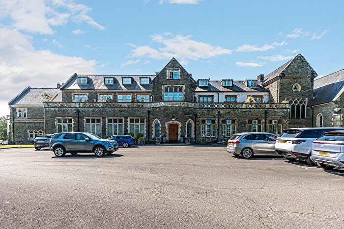 2 Bedroom Flat For Sale In The Manor, Talygarn, Pontyclun, CF72