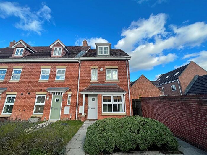 4 Bedroom Property To Rent In Reilly Mews, Pocklington, York, YO42