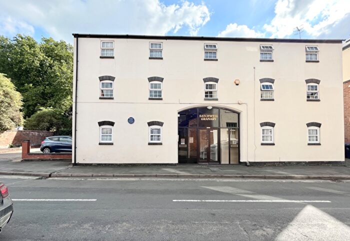 2 Bedroom Apartment To Rent In New Street, Leamington Spa, CV31