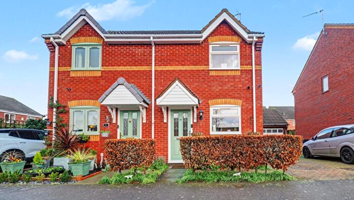 2 Bedroom Semi-Detached House For Sale In The Furlongs, Market Harborough, LE16