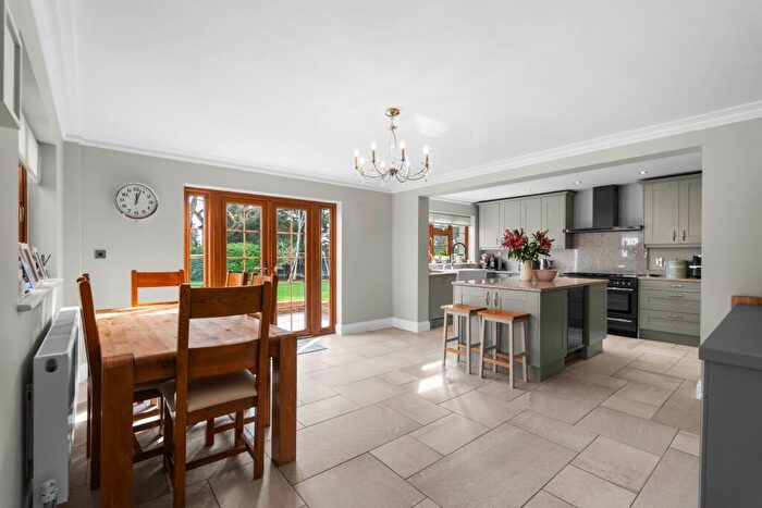 4 Bedroom Semi-Detached House For Sale In Woodlands Road, Romford, RM1