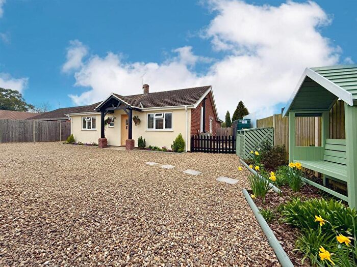 3 Bedroom Detached Bungalow For Sale In Church Road, Catfield, NR29