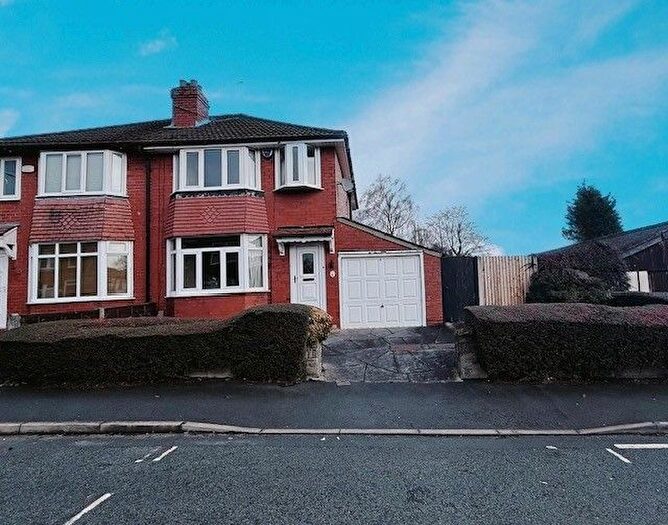 3 Bedroom Property To Rent In Beech Avenue, Stockport, SK7