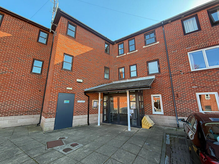 1 Bedroom Flat For Sale In Hatfield House, Borough Road, North Shields, NE29