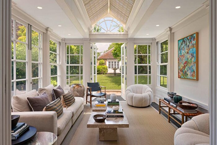 6 Bedroom Detached House To Rent In Hamilton Terrace, London, NW8