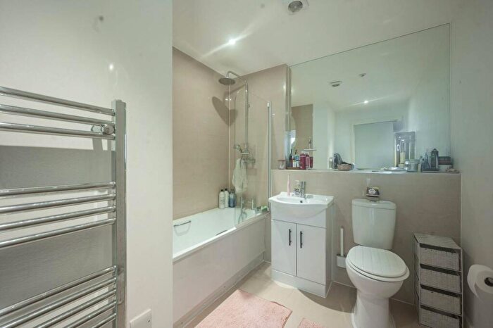 1 Bedroom Flat To Rent In Talbot Skyline, Rayners Lane, Harrow, HA2