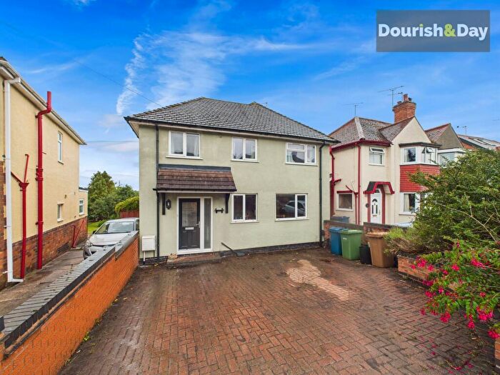 4 Bedroom Detached House For Sale In Tixall Road, Stafford, ST16