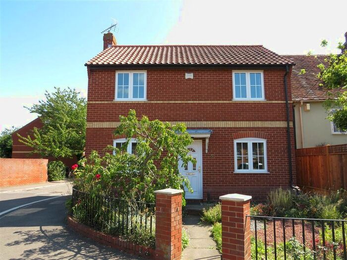 3 Bedroom Detached House To Rent In Willow Tree Way, Earls Colne, Colchester CO6