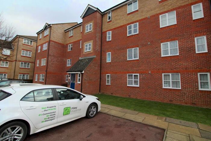 2 Bedroom Flat To Rent In Webley Court, Enfield, EN3