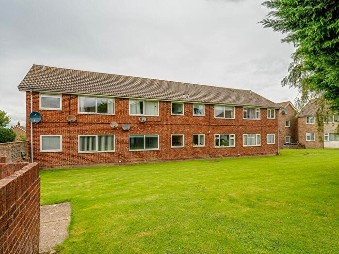 1 Bedroom Flat To Rent In Windsor Court, Windsor Way, Polegate, BN26