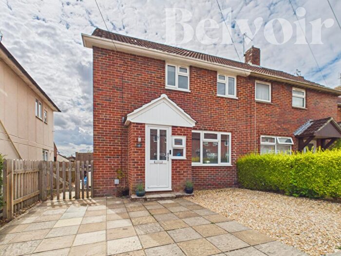 2 Bedroom Semi Detached House For Sale In Kelvin Hill, Basingstoke, RG22