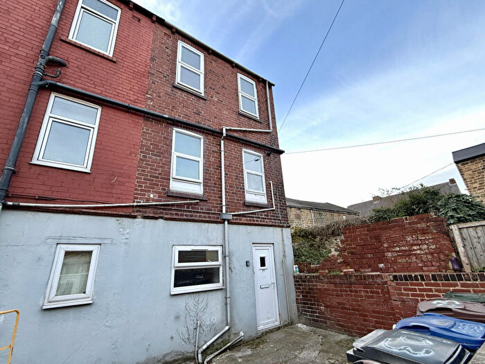 3 Bedroom Semi-Detached House To Rent In High Street, Wombwell, Barnsley, S73
