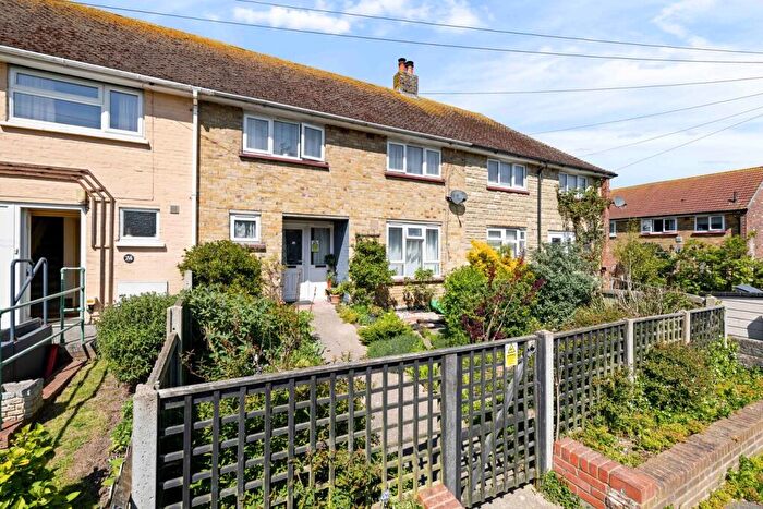 3 Bedroom Terraced House For Sale In Old Folkestone Road, Dover, CT17