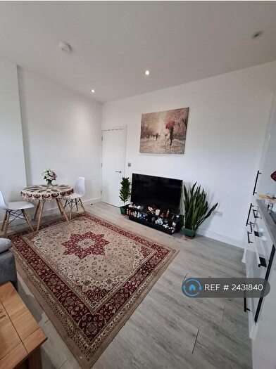1 Bedroom Flat To Rent In Sheldon Road, London, NW2