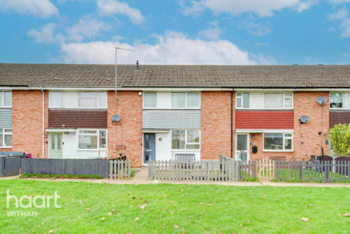 3 Bedroom Terraced House For Sale In Boydin Close, Witham, CM8