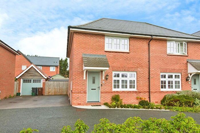 3 Bedroom Semi Detached House For Sale In Chamomile Place, Mickleover, Derby, DE3