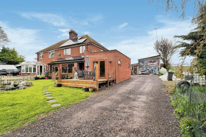 3 Bedroom Semi-Detached House For Sale In Chitterne Road, Shrewton, Salisbury, SP3