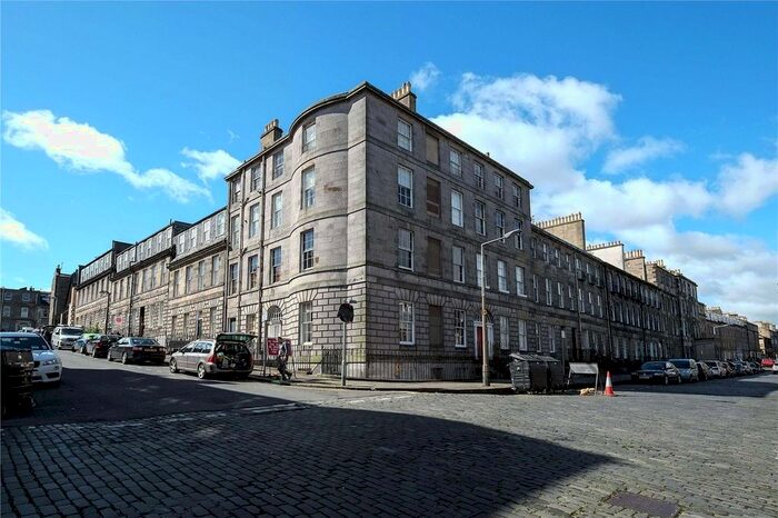 2 Bedroom Flat To Rent In Hart Street, Edinburgh, EH1