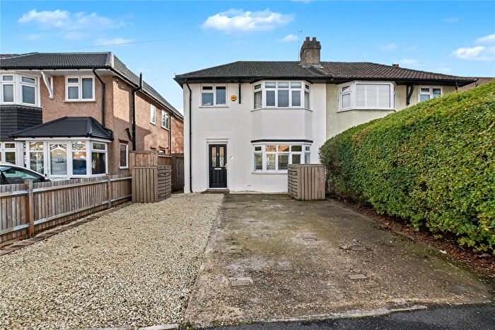 3 Bedroom Semi Detached House For Sale In Mayplace Road East, Bexleyheath, DA7