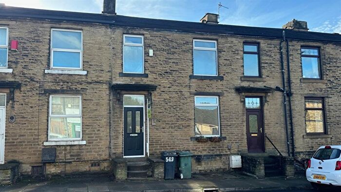 2 Bedroom Terraced House To Rent In Leeds Road, Thackley, BD10