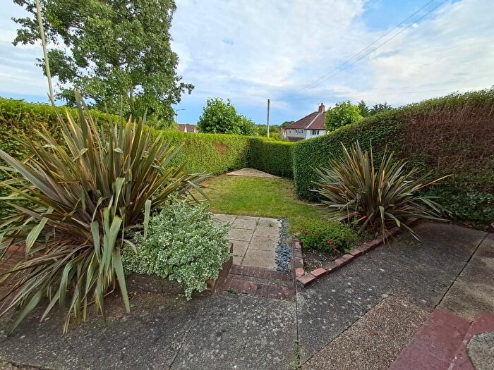 3 Bedroom Semi-Detached House To Rent In Trinder Road, Barnet, Hertfordshire, EN5