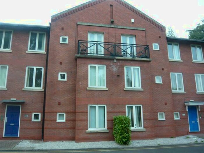 2 Bedroom Apartment To Rent In Egerton Street, L8