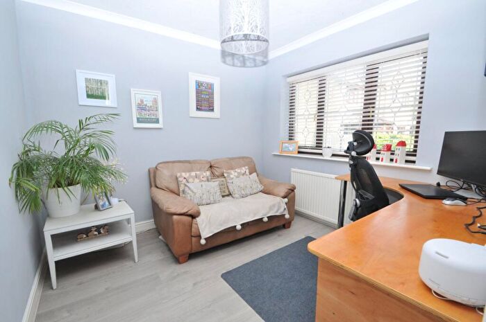 4 Bedroom Detached House For Sale In Bagworth Drive, Longwell Green, Bristol, BS30