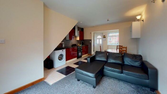 2 Bedroom Terraced House To Rent In Gordon Place, Meanwood, Leeds, LS6