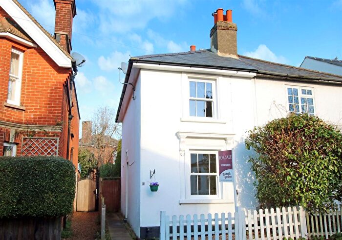 2 Bedroom Semi Detached House For Sale In Highlands Road, South Leatherhead, KT22