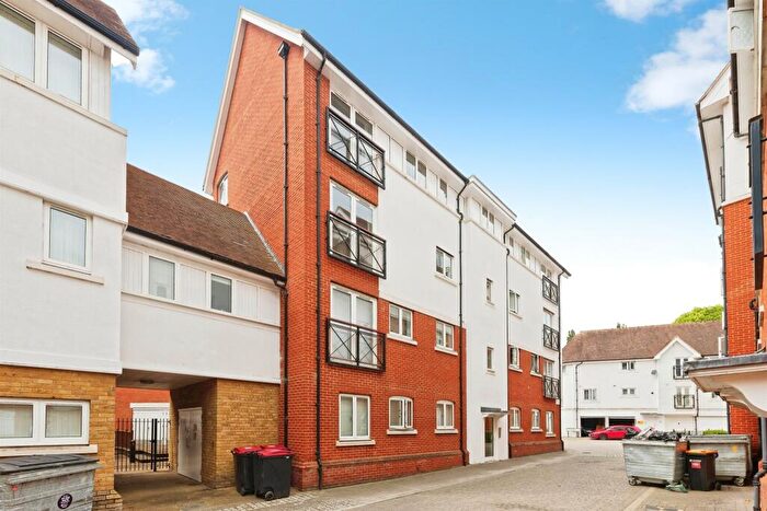 1 Bedroom Flat For Sale In Drying Shed Lane, Canterbury, CT1