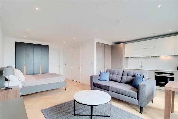 Studio To Rent In Southwark Bridge Road, London, SE1