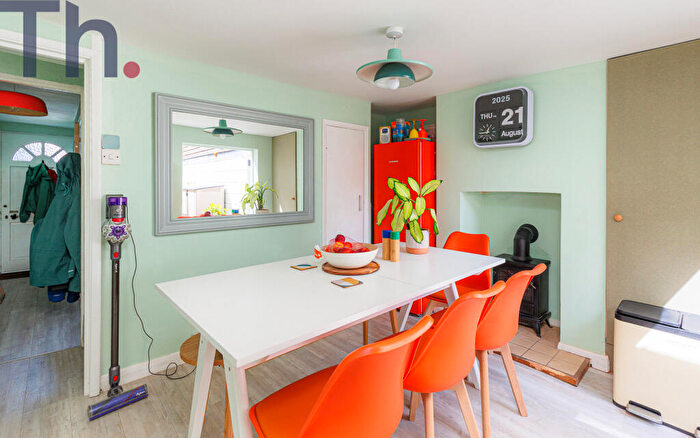 2 Bedroom Terraced House For Sale In Newport, Isle Of Wight, PO30