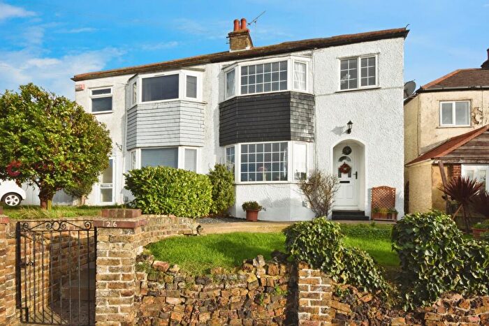 3 Bedroom Semi Detached House For Sale In Crow Hill, Broadstairs, CT10