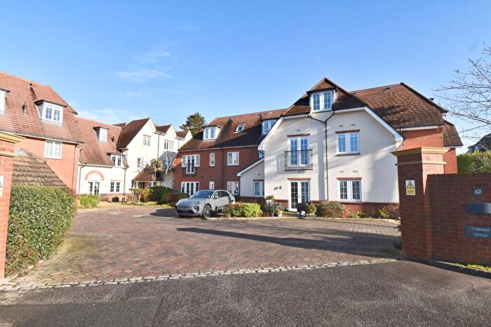 2 Bedroom Apartment For Sale In Between Streets, Cobham, KT11