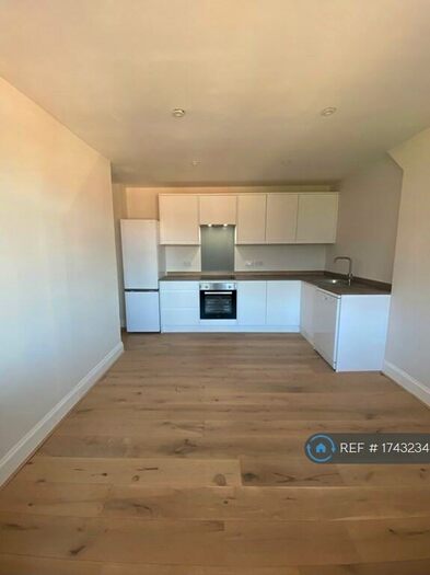 1 Bedroom Flat To Rent In Radnor Park Road, Folkestone, CT19