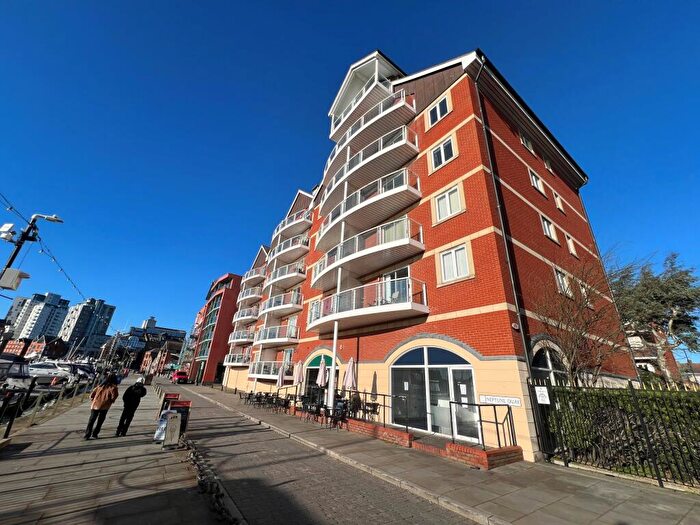 2 Bedroom Flat To Rent In Neptune Square, Ipswich, IP4